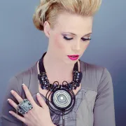 Modern necklace and ring set for the summer